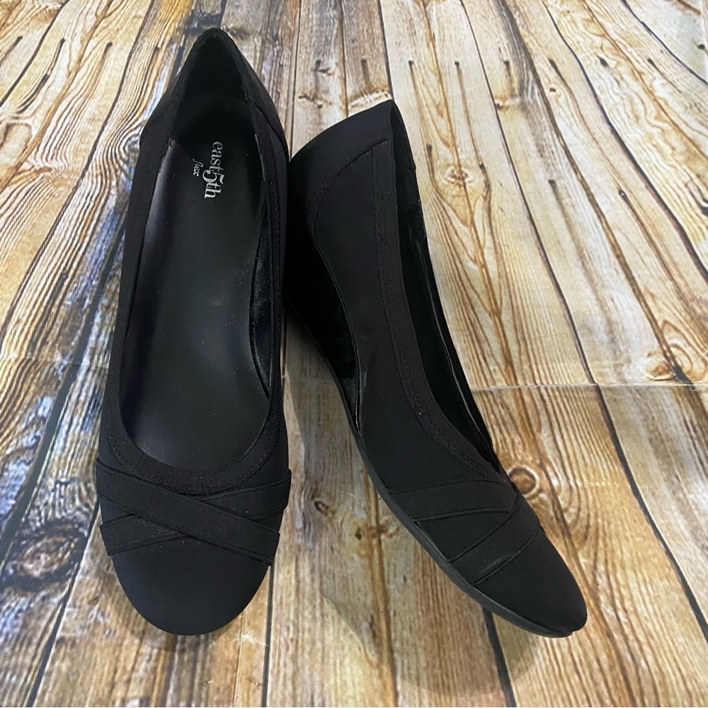 East 5th Flex Black Slip On 1 3-4” Wedge Heels Size 9.5 M